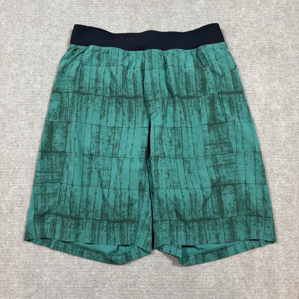 Lululemon T.H.E Shorts 10 Inch‎ Inseam Green Grid Print Men's Size Medium